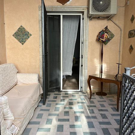 A Casa Del Console Apartment Мондело Екстериор снимка